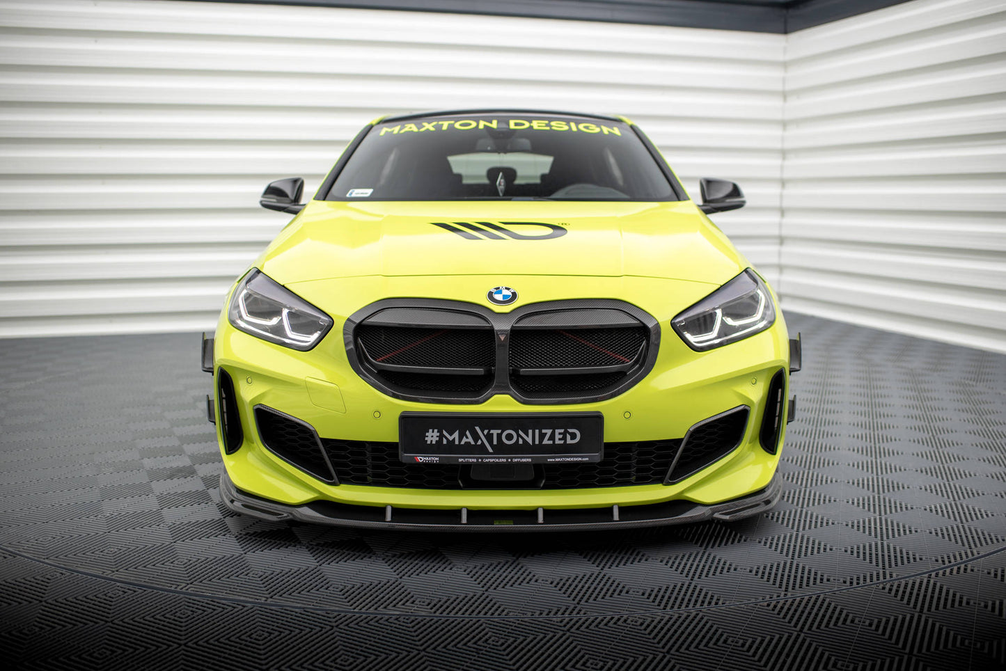 Maxton Carbon Fiber Front Ansatz für BMW 1er F40 M-Paket / M135i
