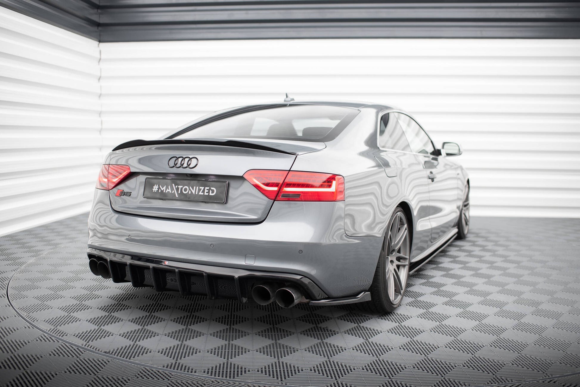 Maxton Diffusor Heck Ansatz für Audi S5 Coupe / Sportback 8T Facelift