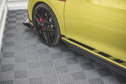 Maxton Robuste Racing Seitenschweller Ansatz für für + Flaps Volkswagen Golf GTI / GTE / GTI Clubsport / R-Line Mk8 schwar...