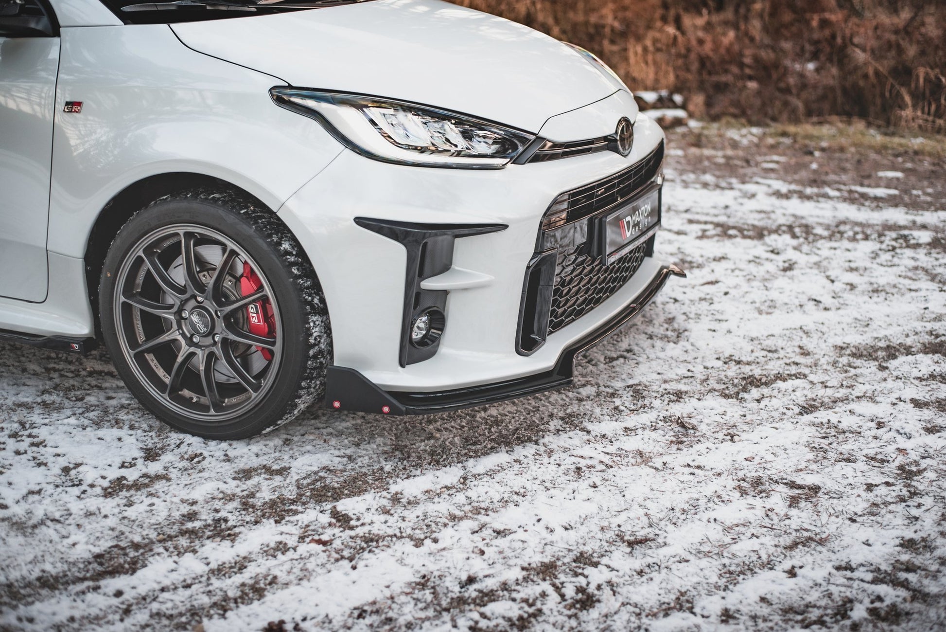 Maxton Front Ansatz V.3 +Flaps für Toyota GR Yaris Mk4