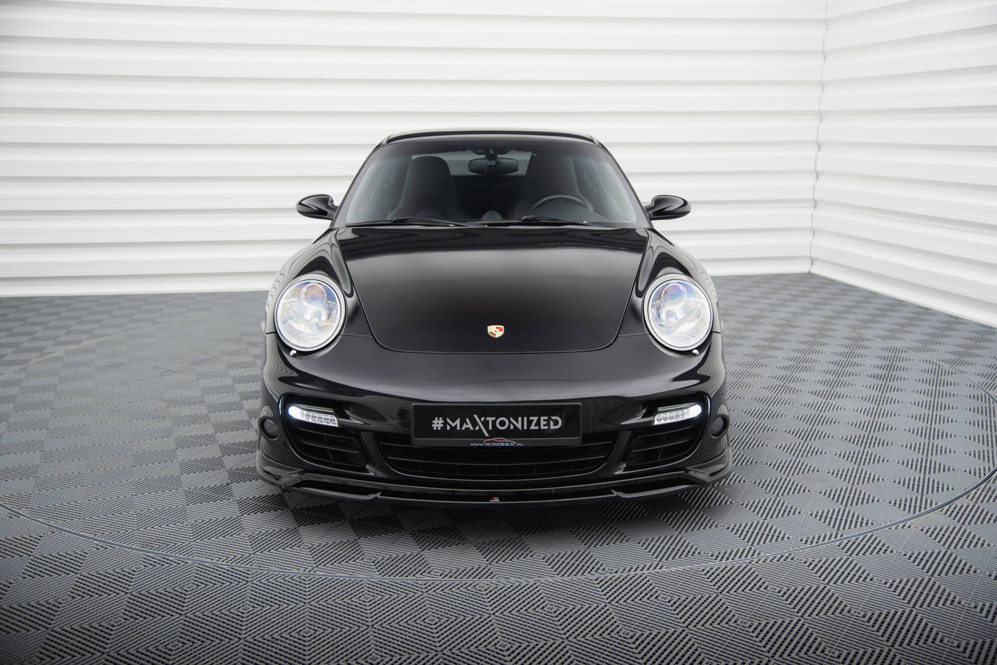 Maxton Front Ansatz für Porsche 911 Turbo 997 schwarz Hochglanz