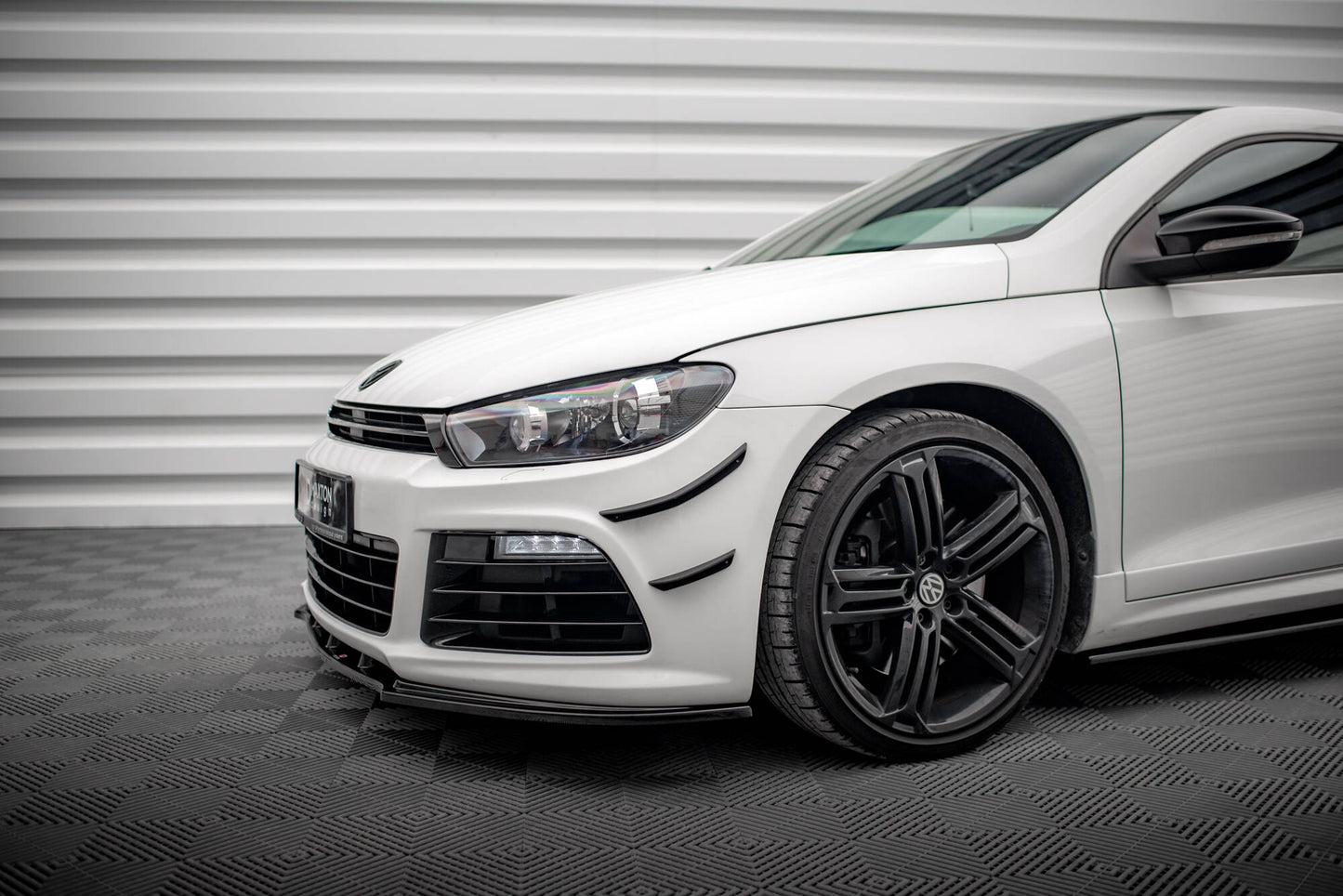 Maxton Stoßstangenflügel vorne (Canards) Volkswagen Scirocco R Mk3