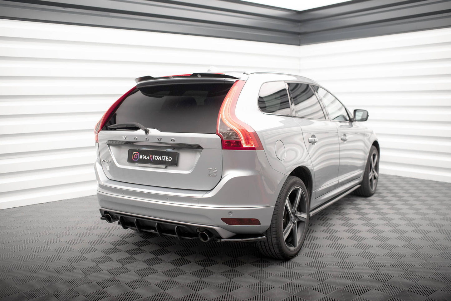 Maxton Street Pro Heckschürze für Volvo XC60 R-Design Mk1 Facelift