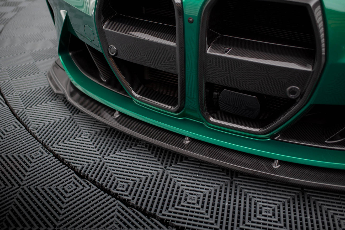 Maxton Set of Carbon Fiber Splitters BMW M3 G80 Limousine schwarz matt