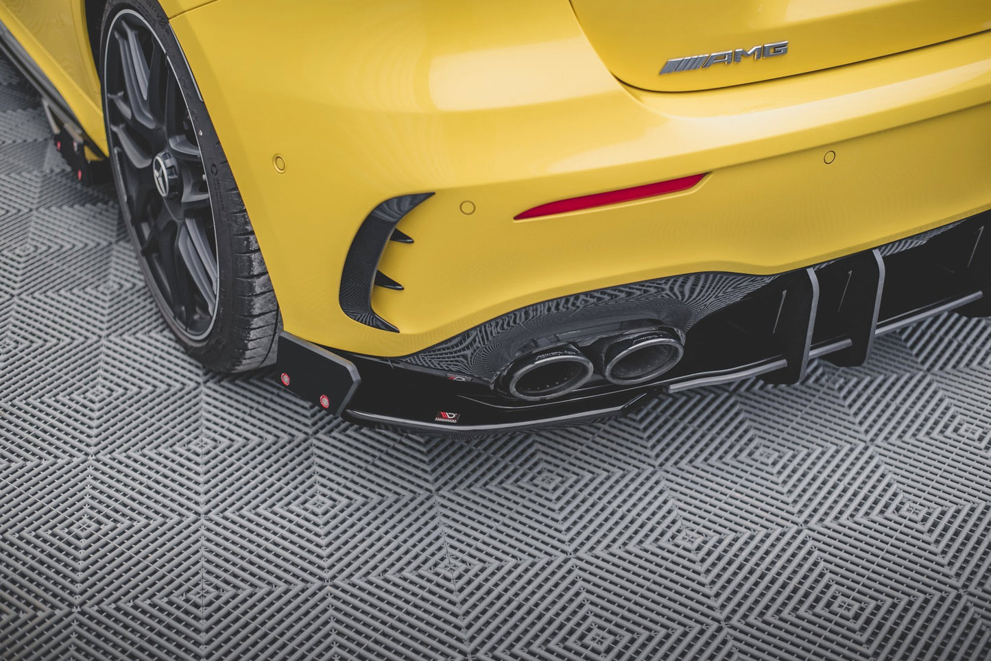 Maxton Heck Ansatz Flaps Diffusor V.2 +Flaps für Mercedes-AMG A 45 S Aero Pack W177