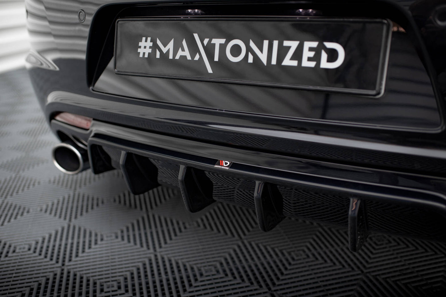 Maxton Diffusor Heck Ansatz V.2 für Volkswagen Scirocco R Mk3 schwarz Hochglanz