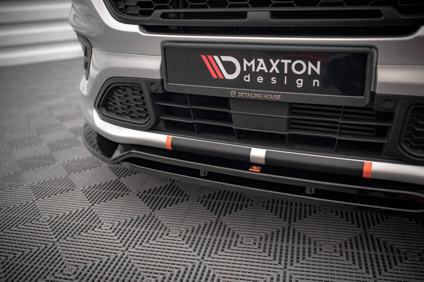 Maxton Front Ansatz für Ford Transit Custom ST-Line Mk1 Facelift schwarz Hochglanz