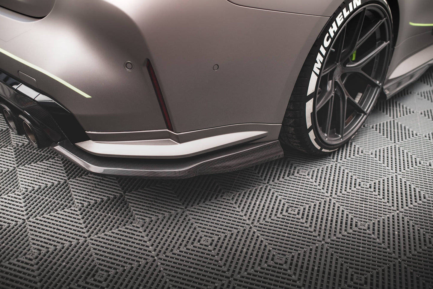 Maxton Carbon Fiber Heck Ansatz Flaps Diffusor für BMW M4 G82