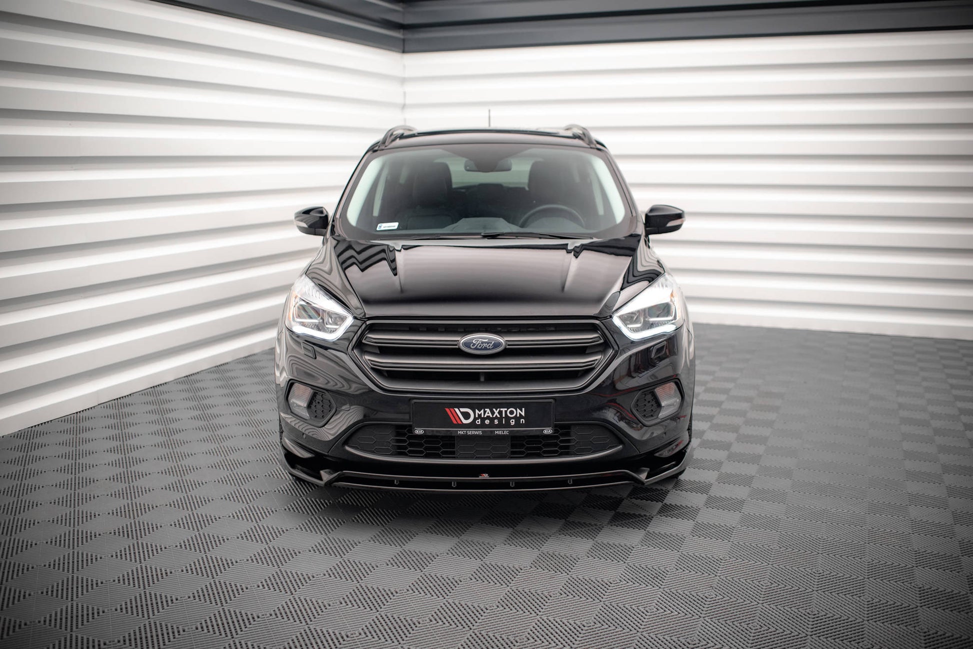 Maxton Front Ansatz V.1 für Ford Escape ST-Line Mk3 schwarz Hochglanz