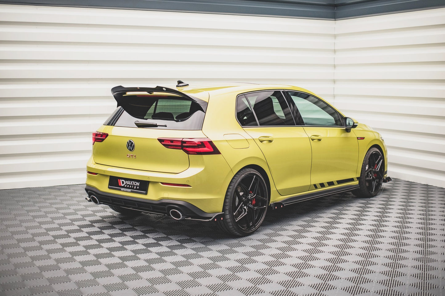 Maxton Heck Ansatz Flaps Diffusor V.1 +Flaps für Volkswagen Golf 8 GTI Clubsport