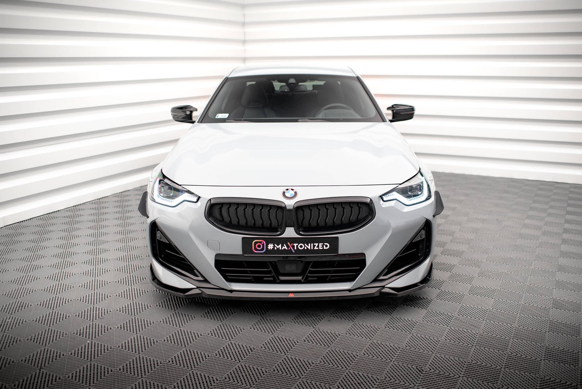 Maxton Front Ansatz V.1 für BMW 2 Coupe M-Paket / M240i G42 schwarz Hochglanz