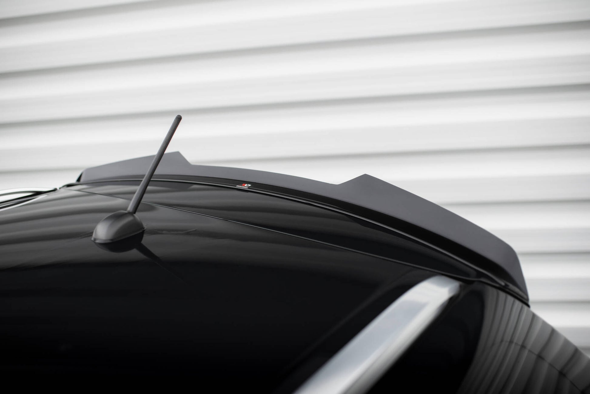 Maxton Spoiler CAP für Suzuki Vitara S Mk2 schwarz Hochglanz