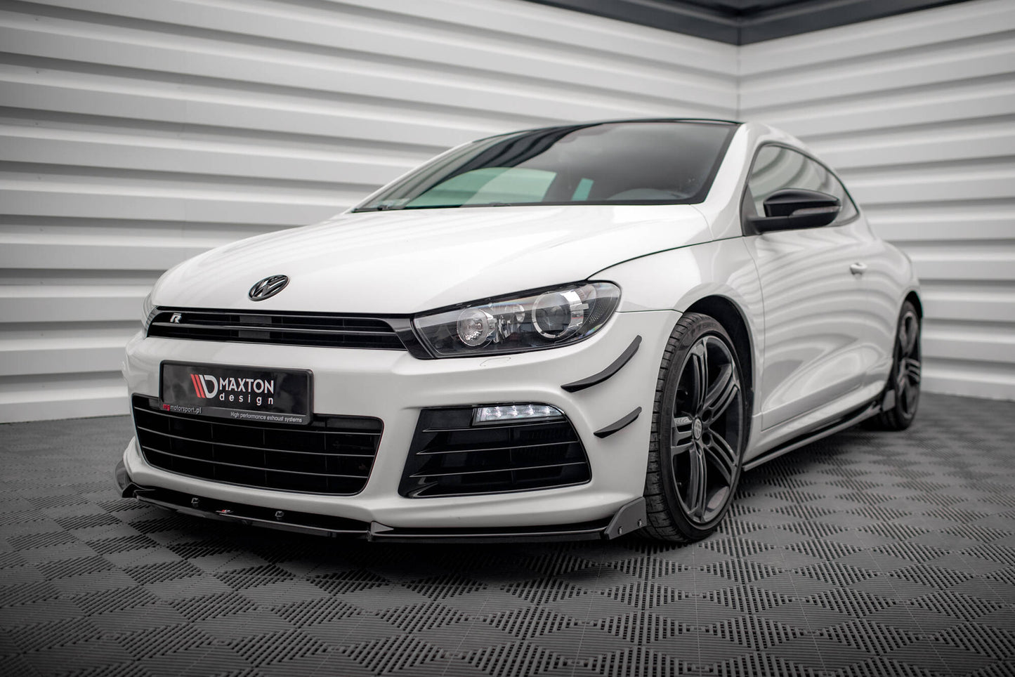 Maxton Front Ansatz V.3 +Flaps für Volkswagen Scirocco R Mk3