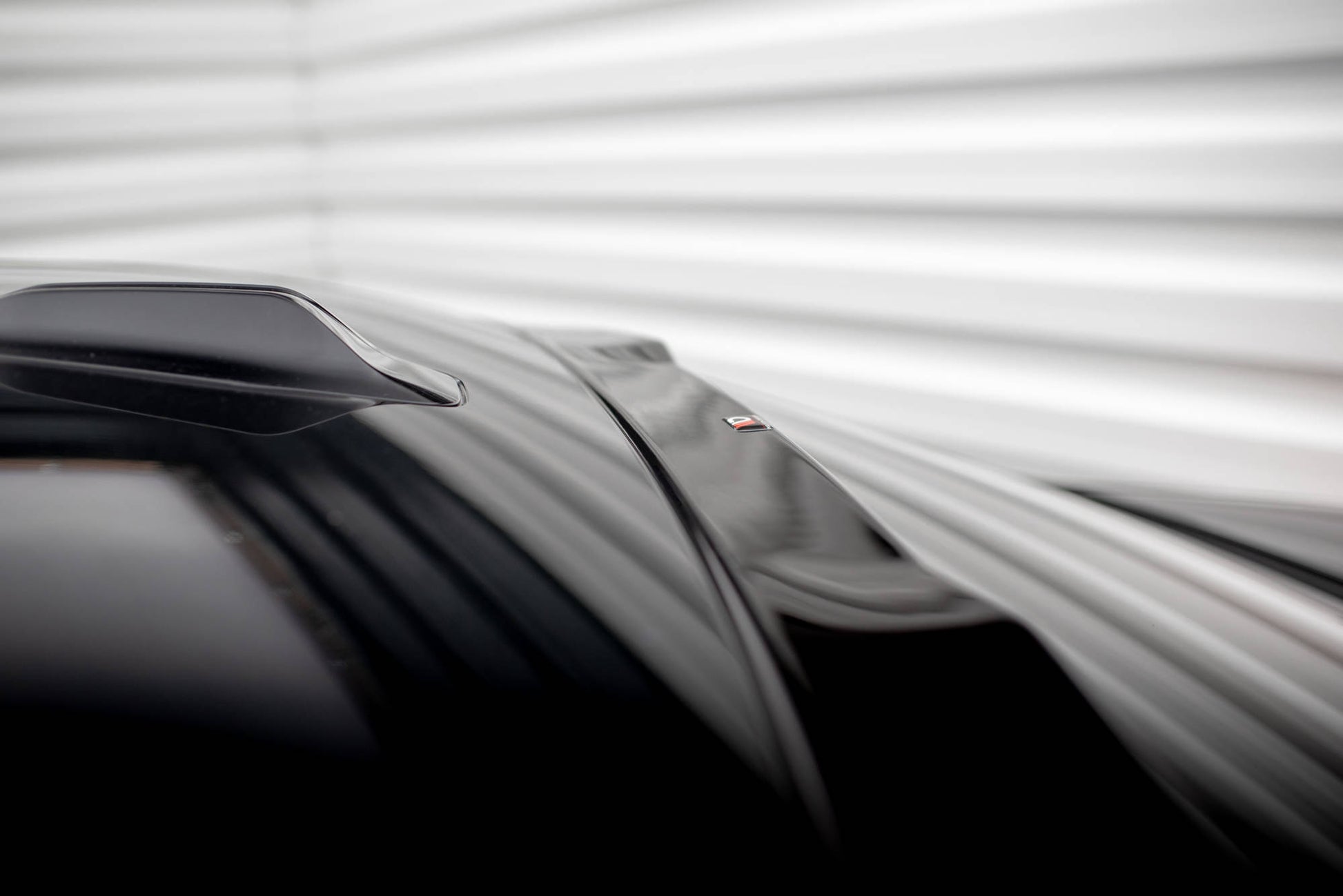 Maxton Heckscheiben Spoiler für BMW 7 M-Paket / M760e / i7 M-Paket / 7 Standard G70 schwarz Hochglanz