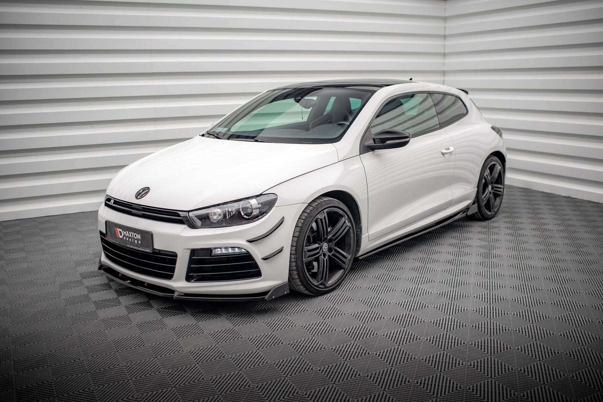 Maxton Seitenschweller Ansatz für V.2 für + Flaps Volkswagen Scirocco R Mk3