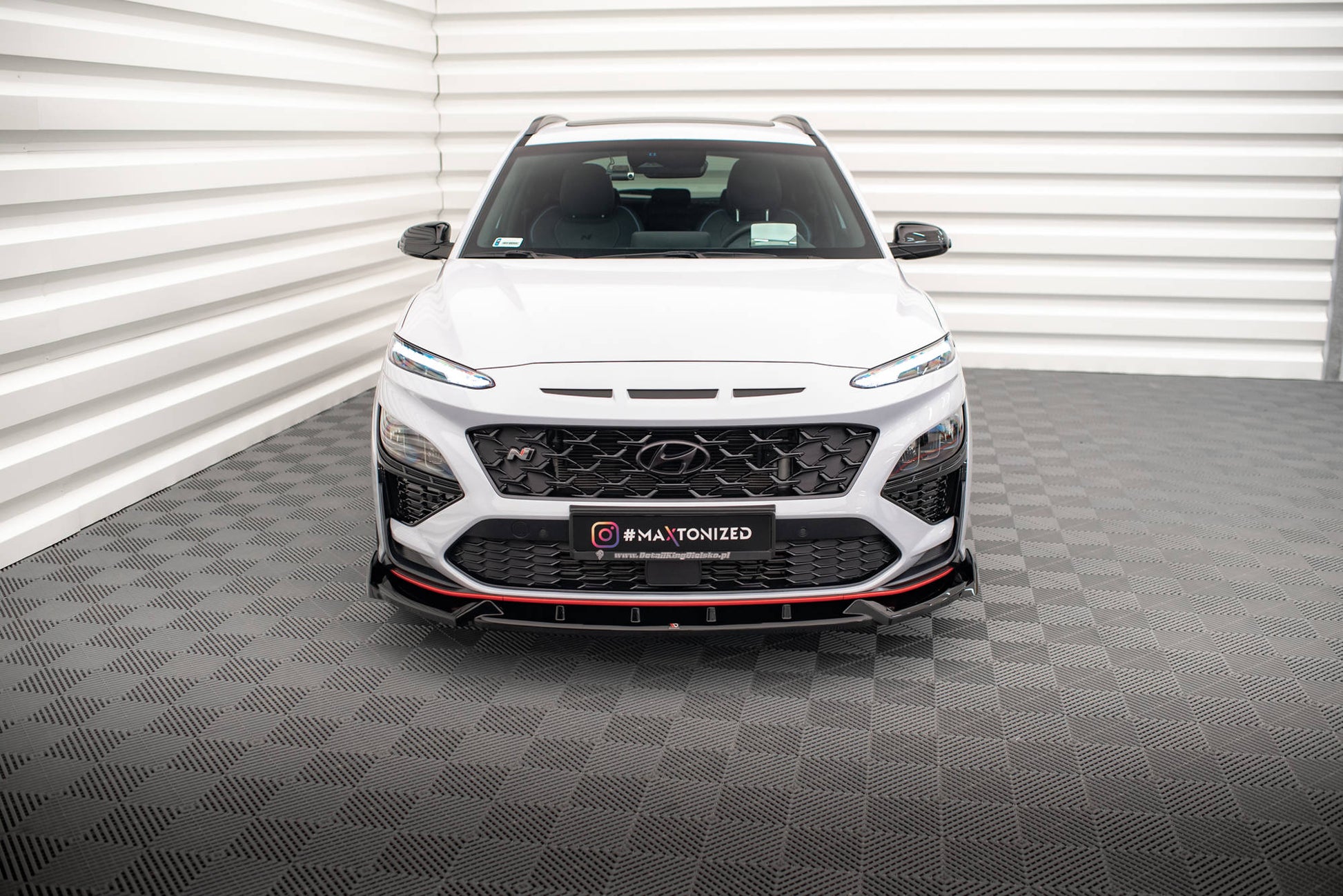 Maxton Front Ansatz V.1 für Hyundai Kona N Mk1 schwarz Hochglanz