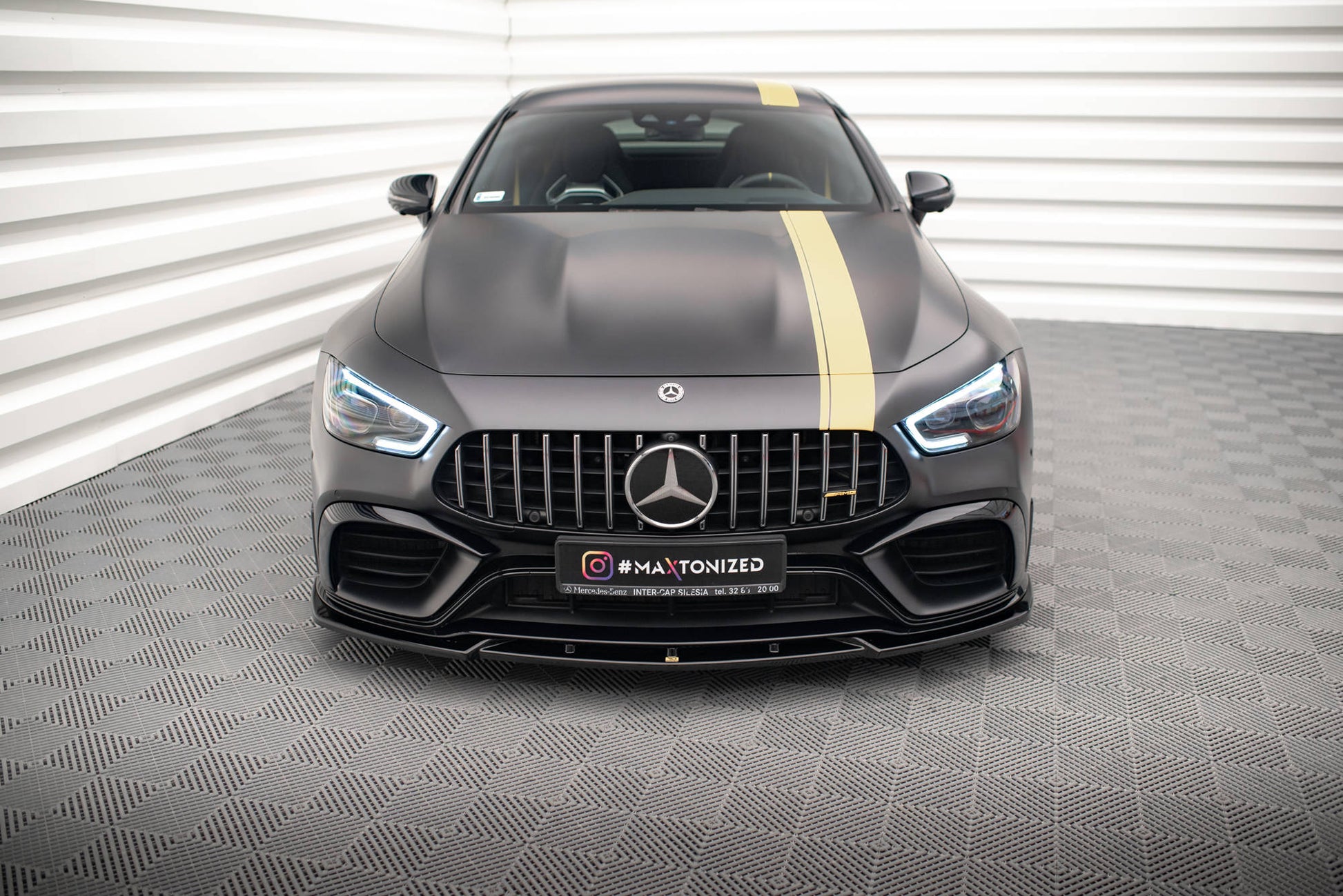 Maxton Front Ansatz V.3 für Mercedes-AMG GT 63S 4-Door Coupe Aero schwarz Hochglanz