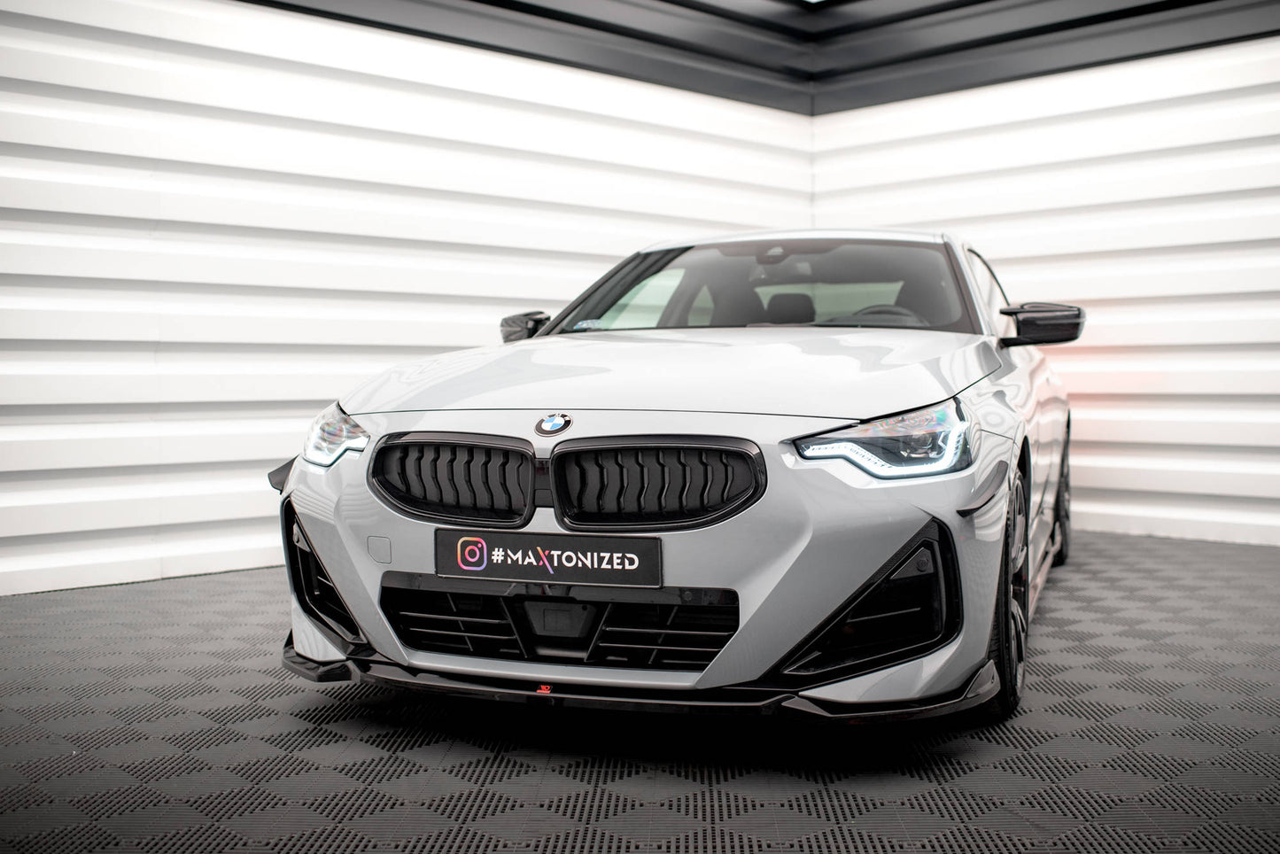 Maxton Front Ansatz V.1 für BMW 2 Coupe M-Paket / M240i G42 schwarz Hochglanz