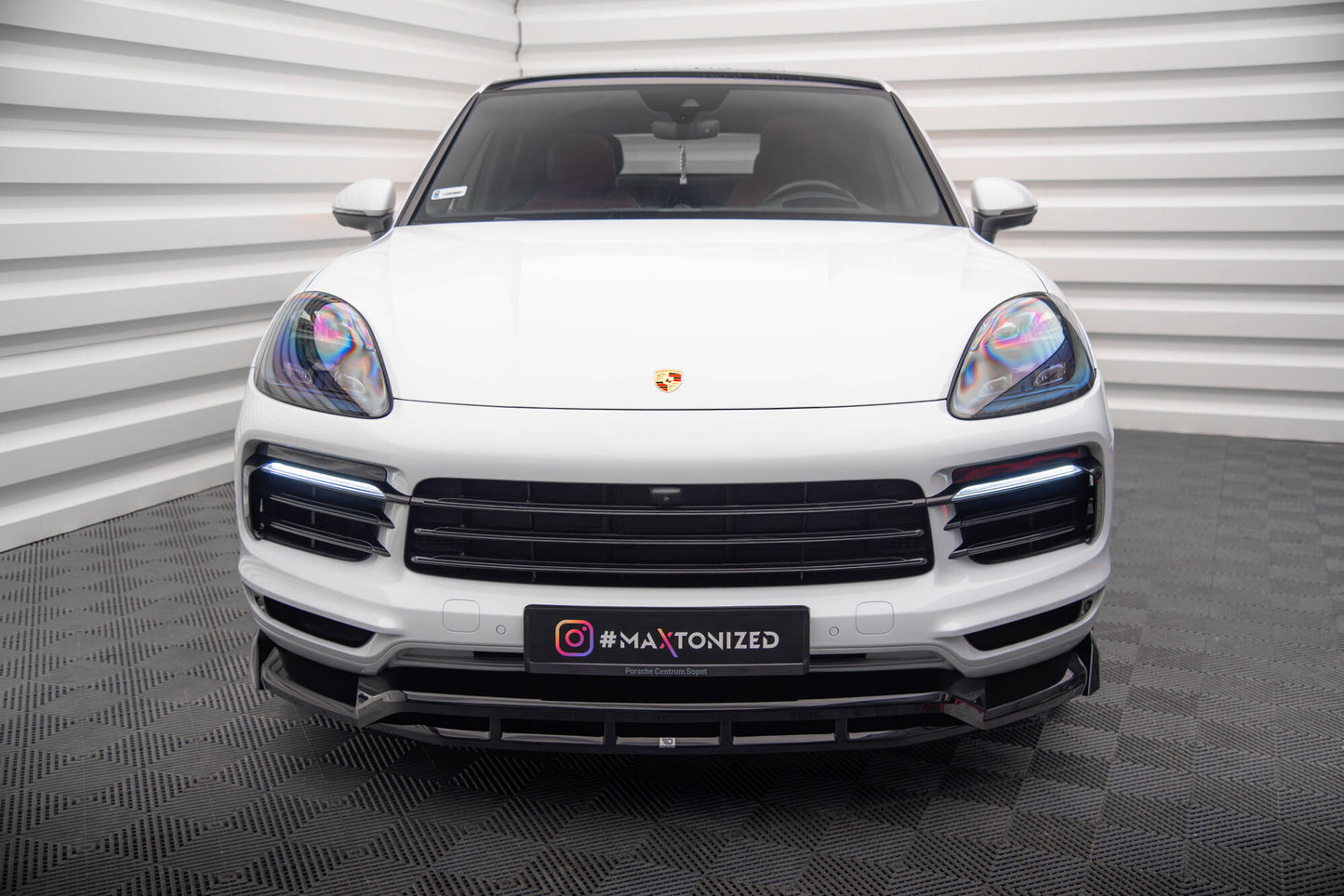 Maxton Front Ansatz für Porsche Cayenne Coupe Mk3 schwarz Hochglanz