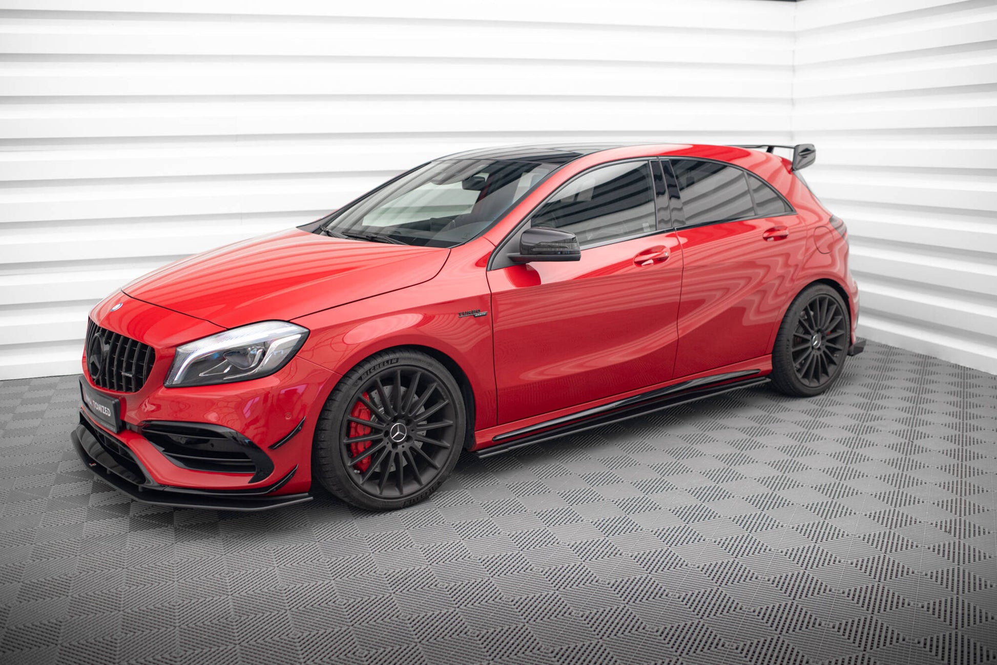 Maxton Street Pro Seitenschweller Ansatz für Mercedes-Benz A 45 AMG W176 Facelift