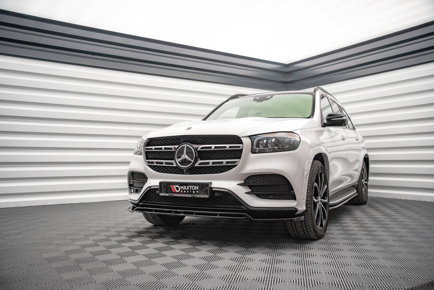 Maxton Front Ansatz für Mercedes-Benz GLS AMG-Line X167 schwarz Hochglanz