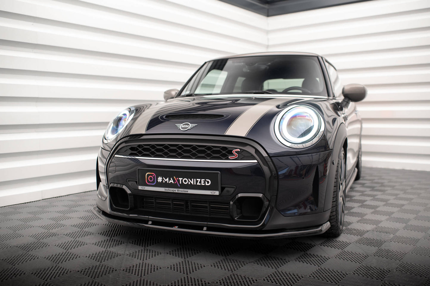 Maxton Front Ansatz V.1 für Mini Cooper S F56 Facelift schwarz Hochglanz