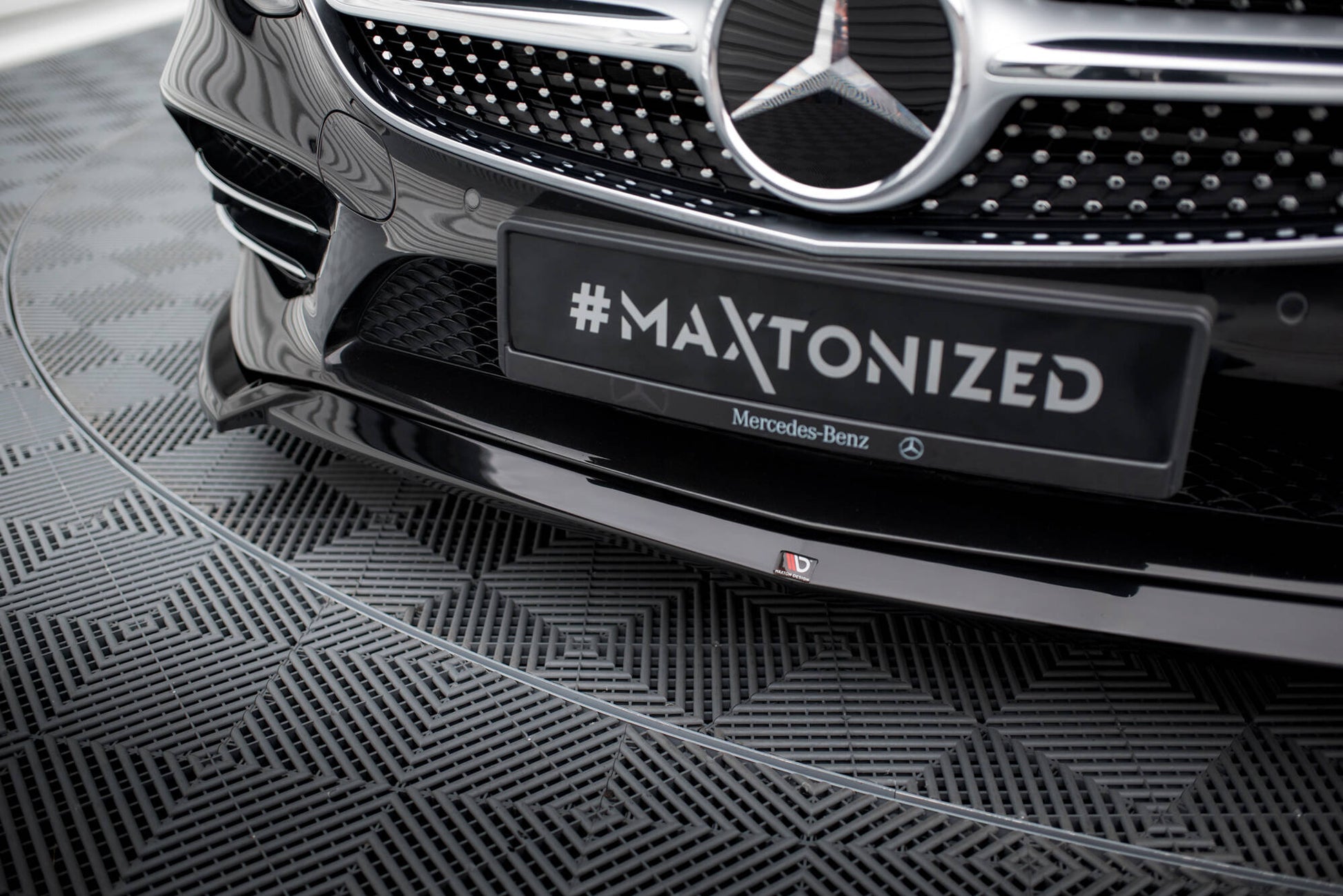 Maxton Front Ansatz V.1 für Mercedes-Benz S Coupe AMG-Line C217 Facelift schwarz Hochglanz