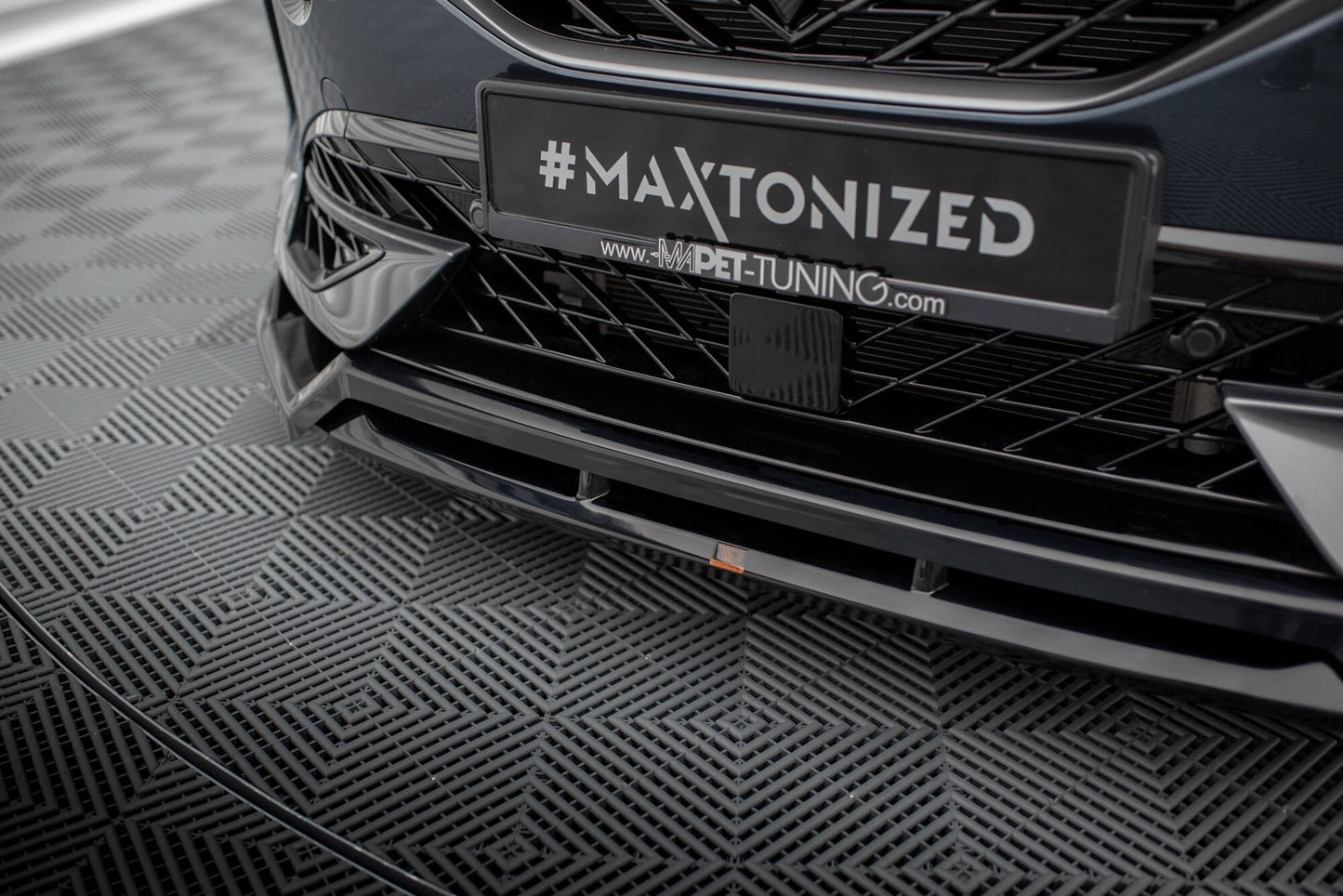 Maxton Front Ansatz V.4 für Cupra Formentor Mk1 schwarz Hochglanz