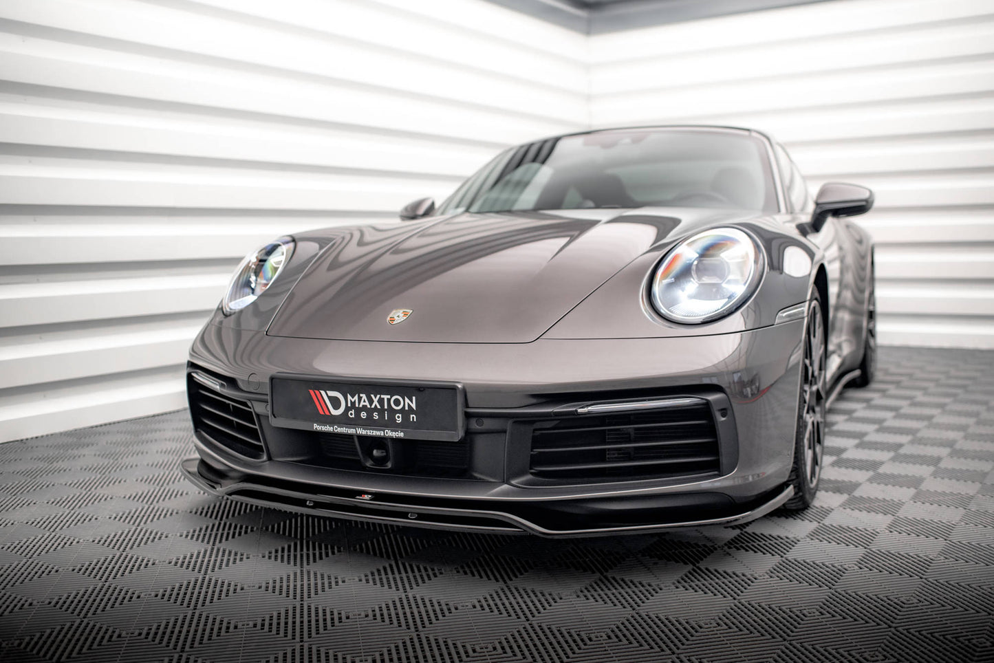 Maxton Front Ansatz für Porsche 911 Carrera 4S 992 schwarz Hochglanz