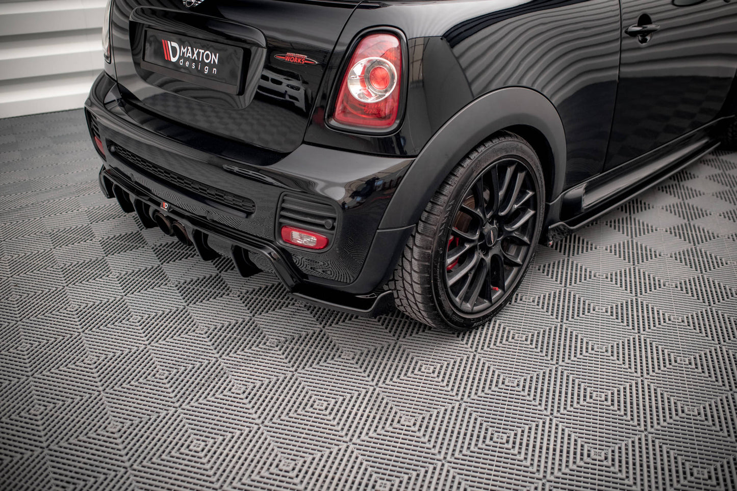 Maxton Heck Ansatz Flaps Diffusor V.3 für Mini Cooper John Cooper Works R56 schwarz Hochglanz