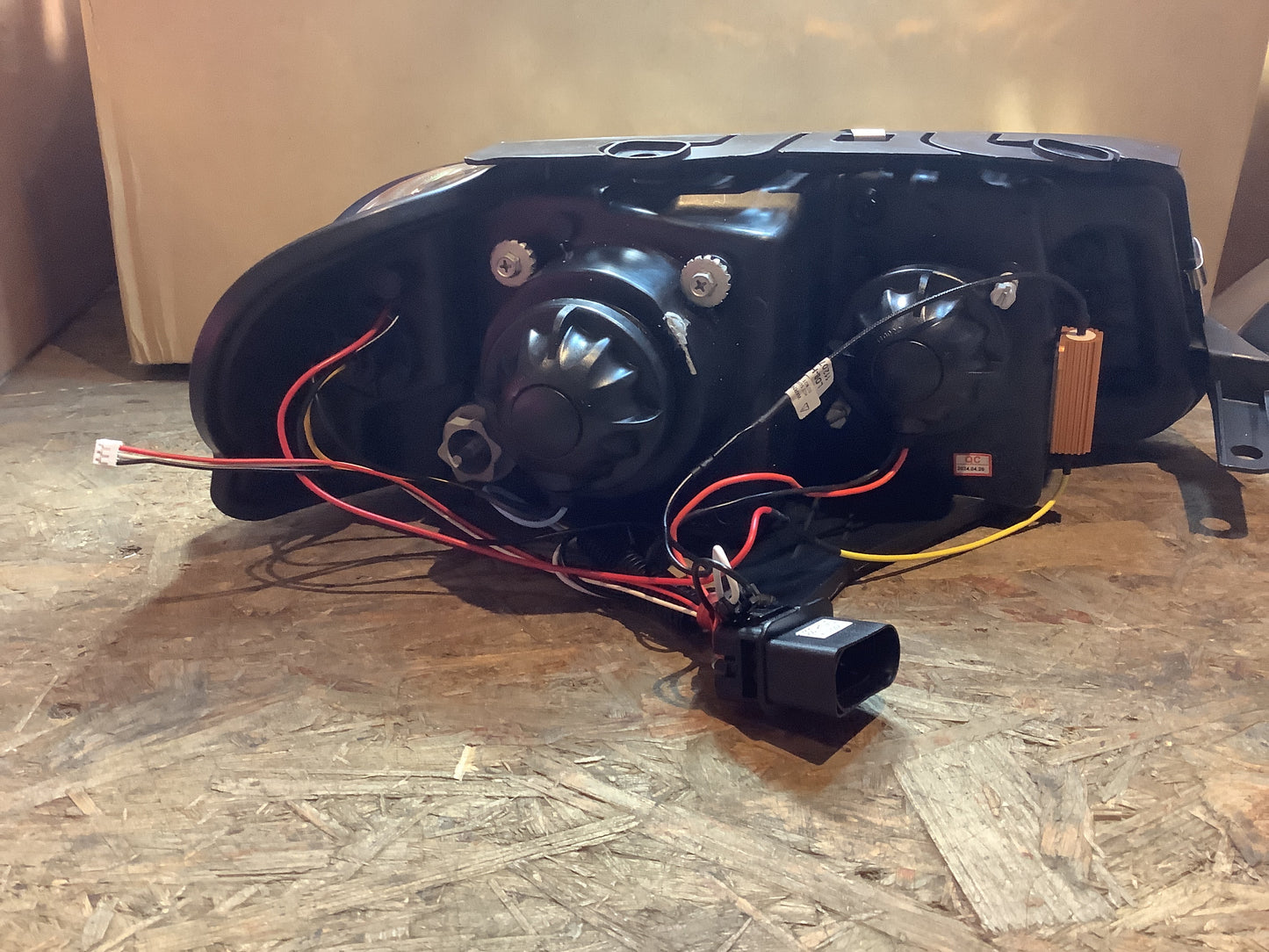 Tuning-Tec LED Tagfahrlicht Scheinwerfer für VW Passat 3Bg 00-05 chrom mit LED Blinker