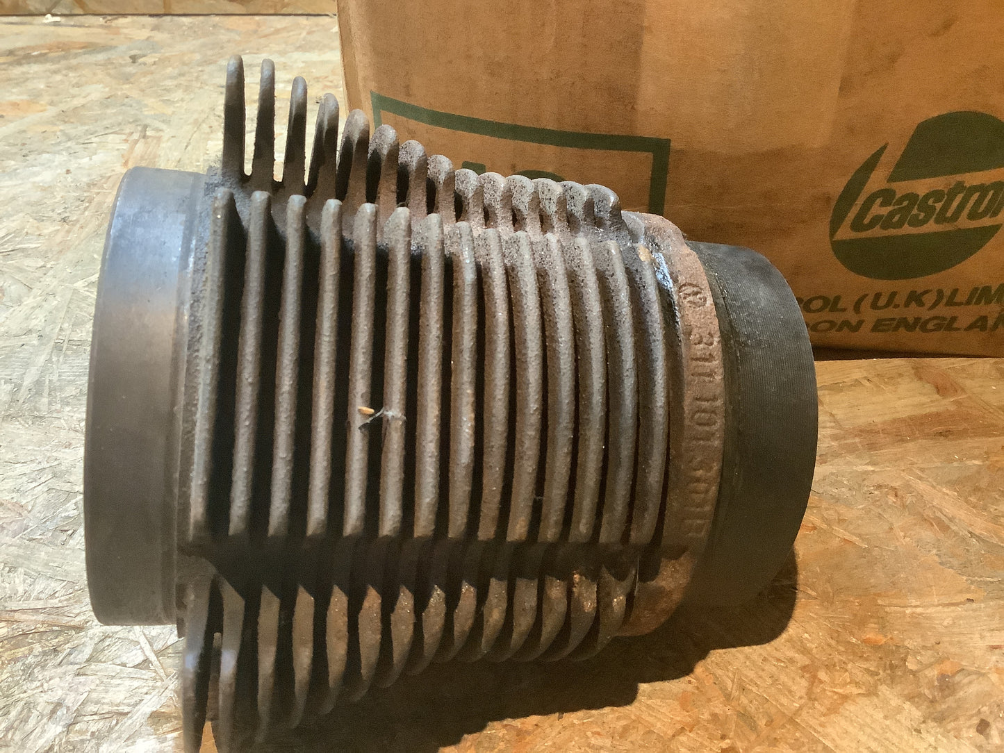 VW Käfer Bj. 70-79, 48-50 Ps, VW Bus Bj. 70-79, 50 Ps Kolben/Zylinder Original VW NEU