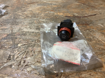 Schalter, Nebelscheinwerfer Original Mitsubishi NEU