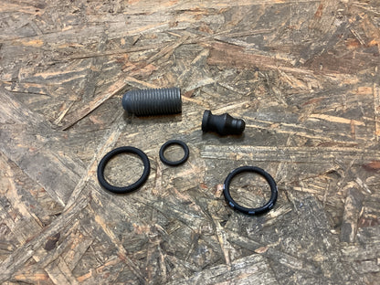 Mitsubishi Outlander Lancer  Reparatur Satz Pumpe-Drüse Einheit Original NEU