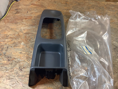 Corsa B  Tigra A Tunnelkonsole Original GM NEU