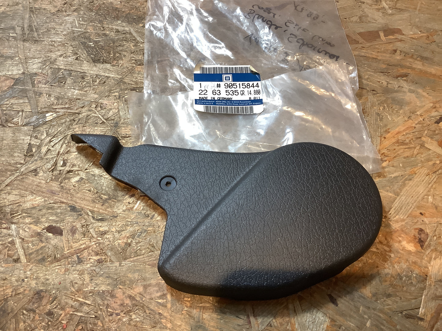 Vectra B, Astra G Blende, Scharnierlager Sitz links Original GM NEU