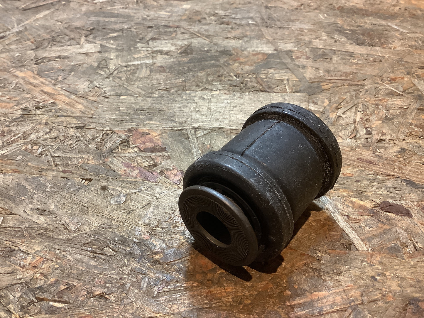 Kadett E Querlenkerlager Original Opel NEU