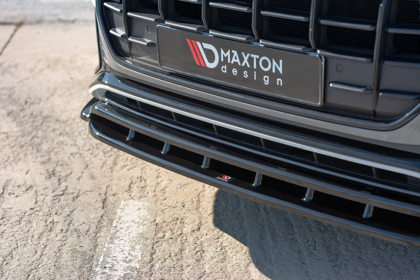Maxton Front Ansatz für  Audi Q8 S-line / SQ8 Mk1 Carbon Look