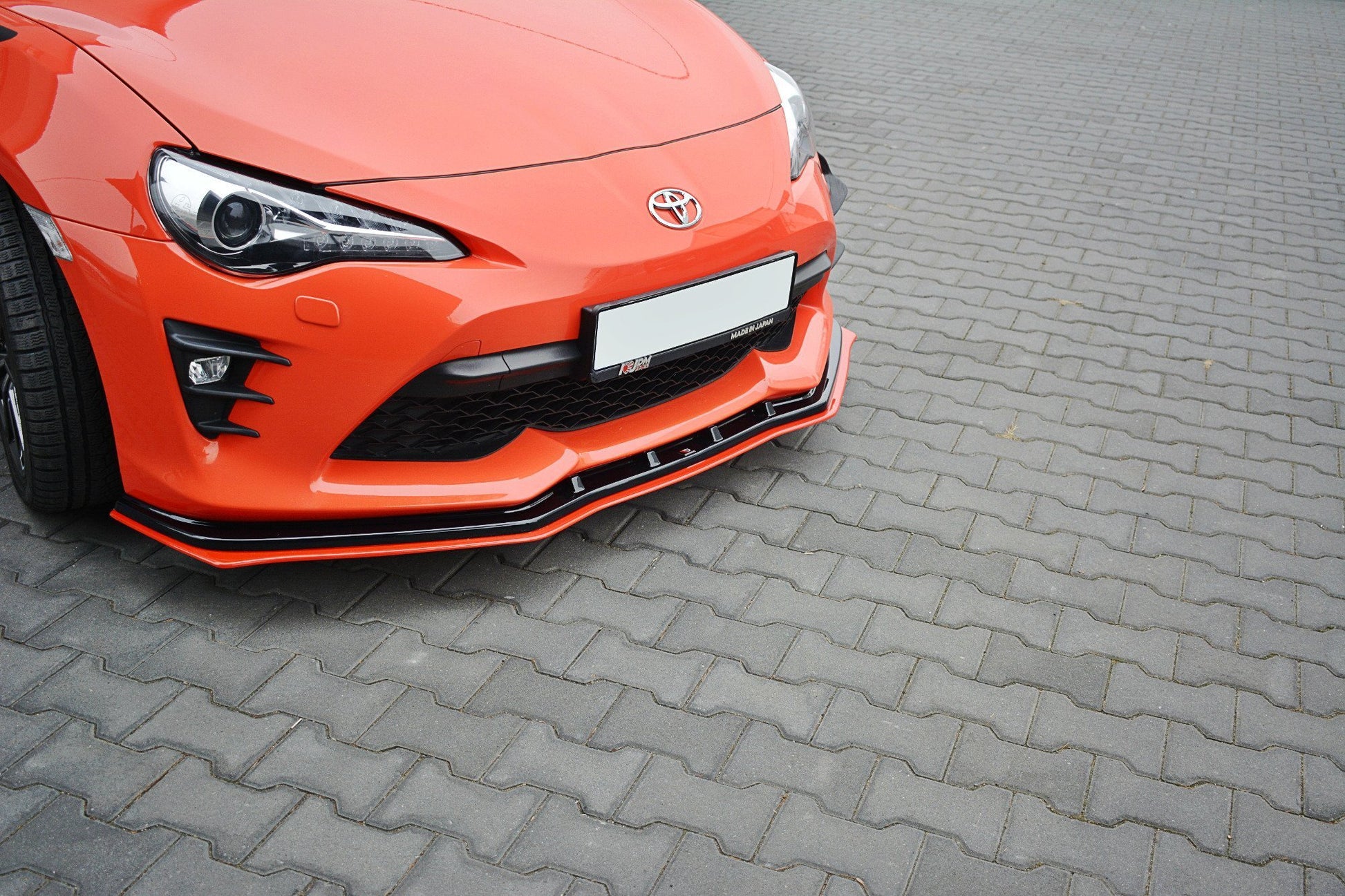 Maxton Front Ansatz V.4 für TOYOTA GT86 FACELIFT schwarz Hochglanz