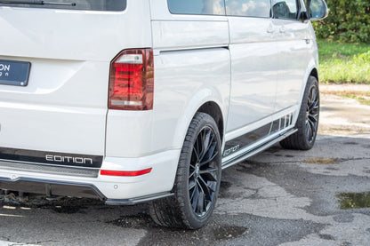 Maxton Seitenschweller Ansatz für Volkswagen T6 schwarz Hochglanz