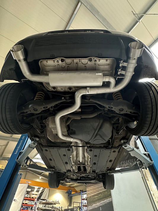 Grail Auspuffanlage Volkswagen Golf 8 GTI 3-Zoll ohne Endrohre an Serie DNPA glasperlengestrahlt