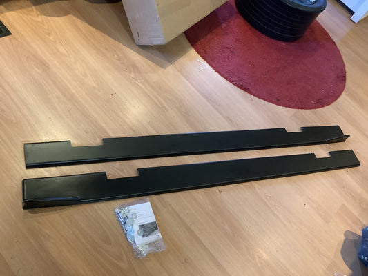 CUP Seitenschweller Mini John F56 Cooper Works Ab Bj.:2014- Schwarz Matt