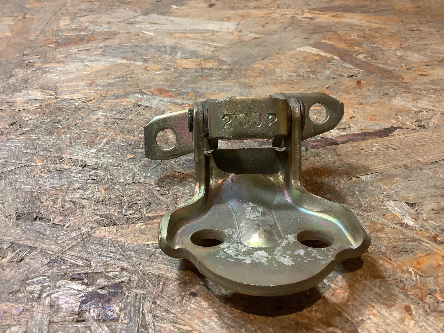 Mitsubishi Galant Türscharnier, R.H,oben unten Original Mitsubishi NEU