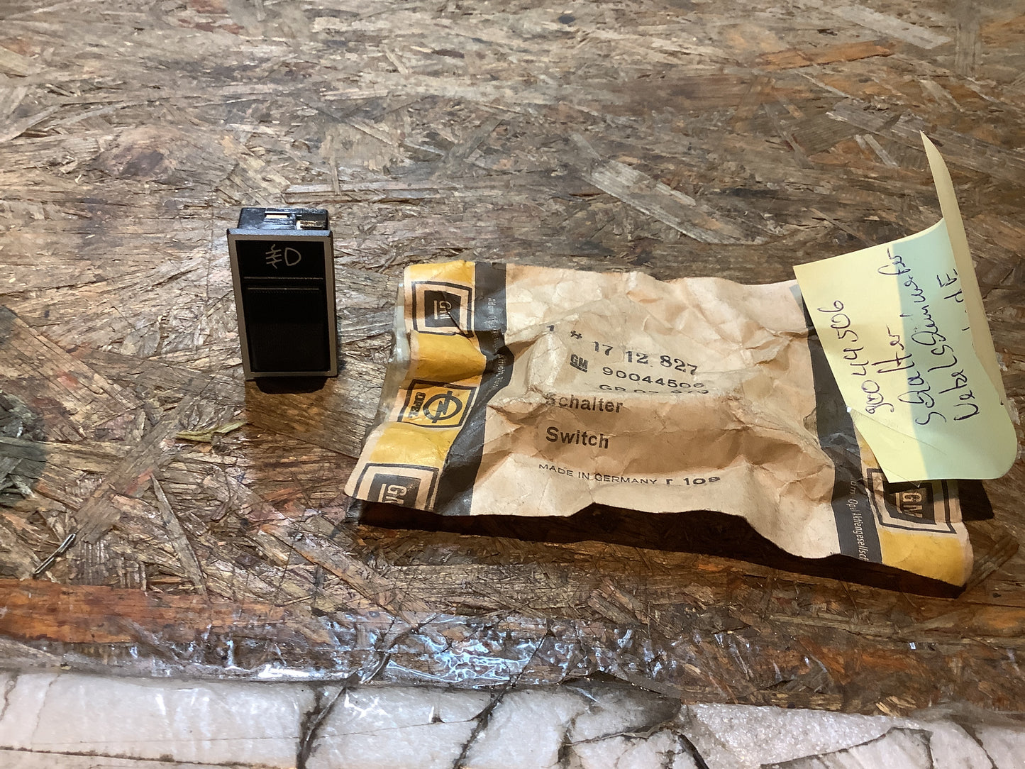 OpelRekord E, Monza, Commodore Schalter, Nebelscheinwerfer Original GM NEU