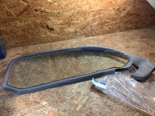 Kadett E Bj. 85-93 Teppich, Radhaus H.L Original GM NEU