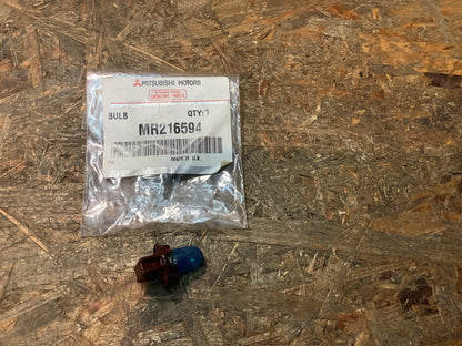 Mitsubishi Carisma Glühlampe Original Mitsubishi NEU