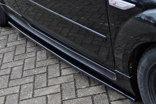 CUP Seitenschweller Ford Focus ST Bj.:2004-2010 Schwarz Glanz