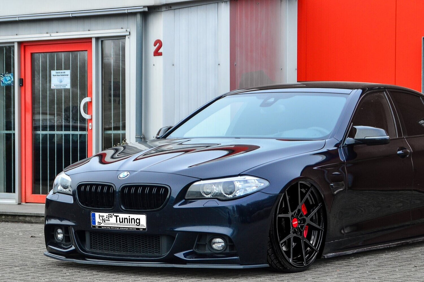 CUP Frontspoilerlippe mit Wing ABS BMW 5er F10 + F11 Bj.: 2010-2013 Schwarz Matt