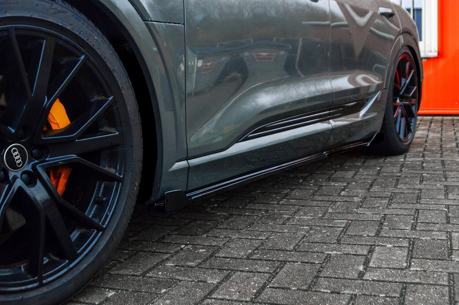 Seitenschwellersatz mit Wing Audi e-tron Quattro ab Bj.:2018 - Carbon