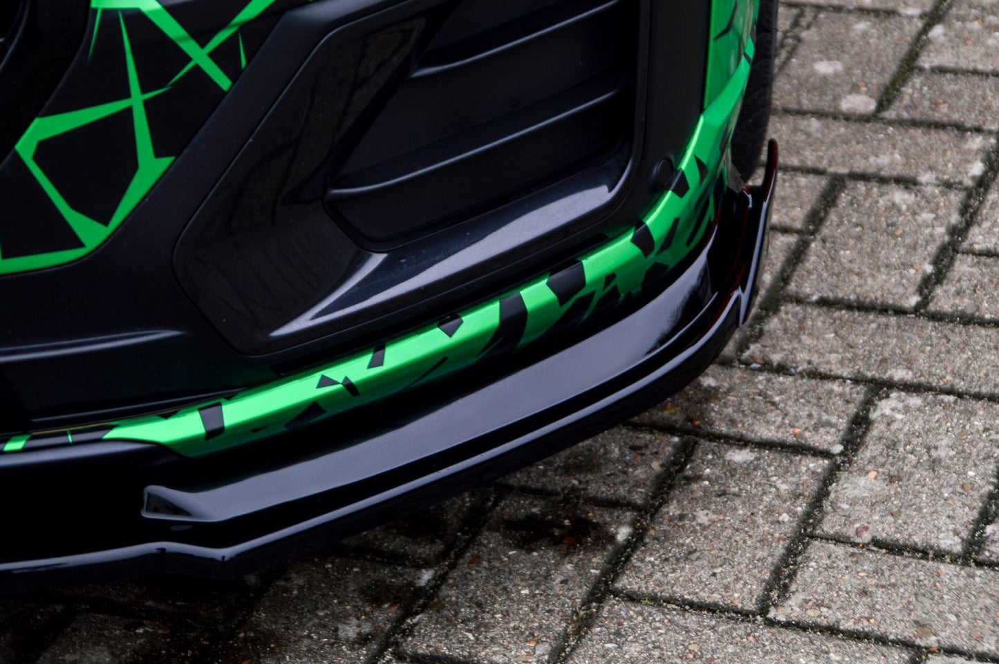 CUP Frontspoilerlippe ABS mit Seitenwing Audi Q2 GA, MK1 Schwarz Matt